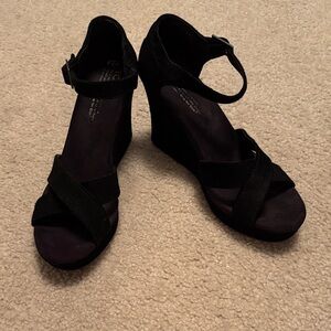 Toms Black Suede Wedge Sandals with Ankle Strap